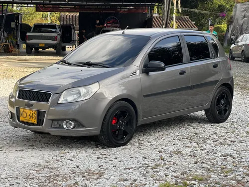 Chevrolet Aveo 5 puertas 2013