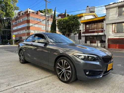 BMW 220i 