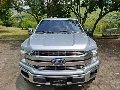 FORD F150 LARIAT 2018