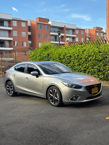Mazda 3 Grand Touring 