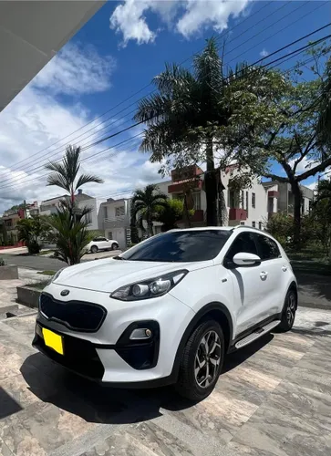 VENDO KIA SPORTAGE 2020 AUTOMÁTICA EN GARANTÍA DIÉSEL 1.6. NO PERMUTAS