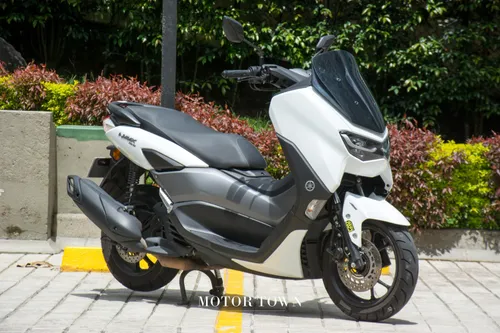 YAMAHA NMAX 155 CONNECT 2023