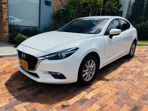 Mazda 3 touring 2019