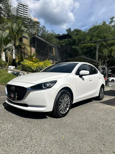 Mazda 2 Grand Touring LX 2024