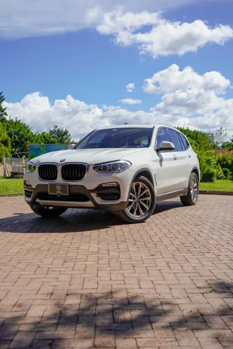 BMW X3 xDrive30i 