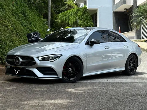 Mercedes-Benz CLA 180 - 2022