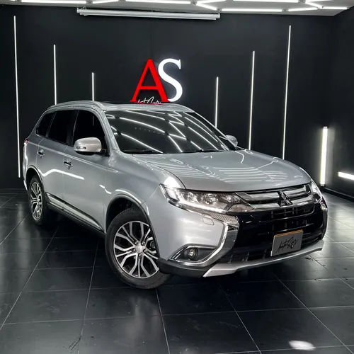 Mitsubishi Outlander 2.4l 4x4 2017