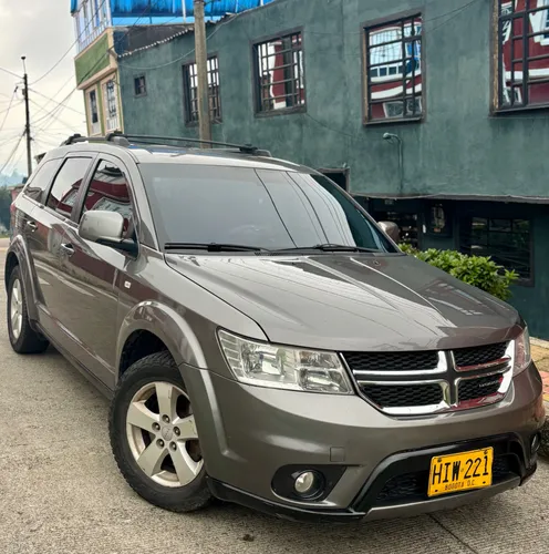 DODGE JOURNEY 7 pts