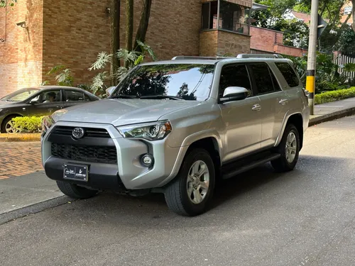 Toyota 4runner SR5