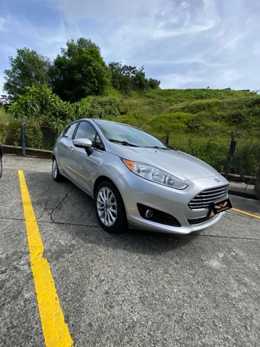 Ford fiesta titanium 2017