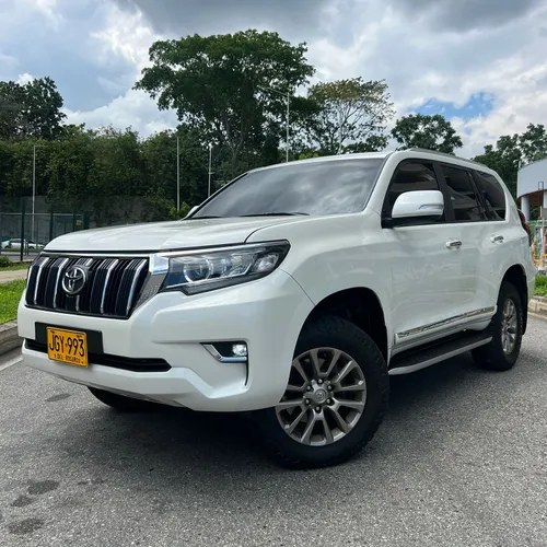 TOYOTA PRADO TXL 2018  3.0L DIÉSEL TURBO 4x4