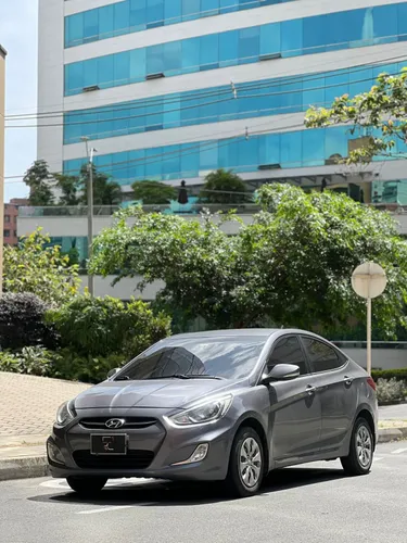 Hyundai Accent i25 GL 1.6cc
