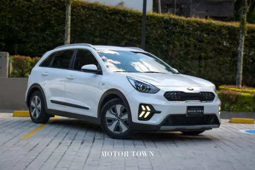 KIA NIRO HÍBRIDO 2021