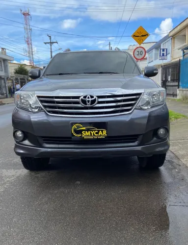 TOYOTA FORTUNER 2.7LT 7 PUESTOS  MODELO 2014