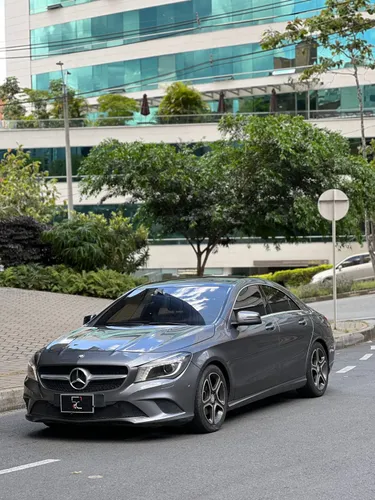 Mercedes Benz CLA200 Limited Plus 1.6cc Turbo