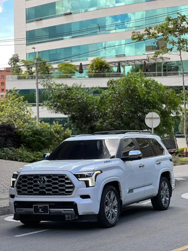 Toyota Sequoia Capstone i -Force Max Hybrid 3.4cc v6 Twin-turbo  Blindaje 2 plus reforzado. 2024