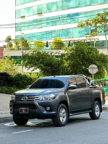 Toyota Hilux SRV 2.8cc