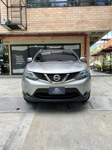 Nissan Qashqai Exclusive 2.0 cc