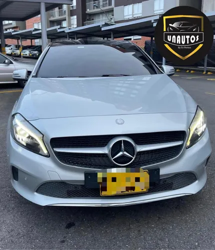 Mercedes Benz  A200 AMG Line
