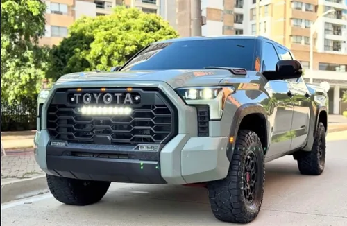 TOYOTA TUNDRA TRD PRO 2023 BLINDADA 