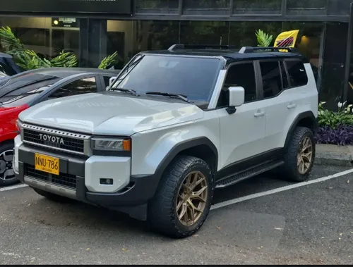 Toyota Prado txl 2.4 