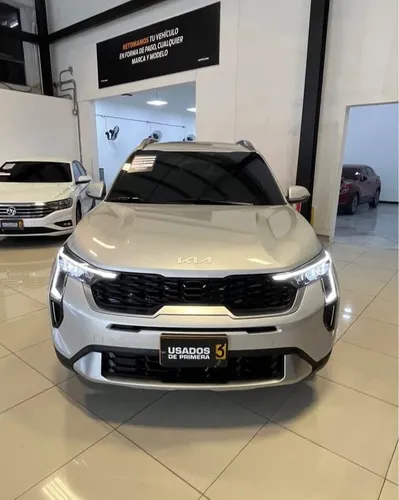Kia Sonet Zenith 2025