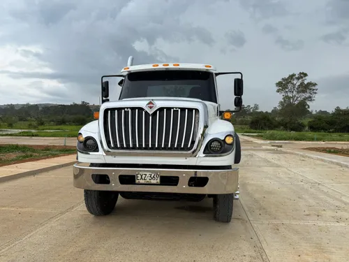 INTERNATIONAL DOBLE TROQUE SBA 7600 - 2019