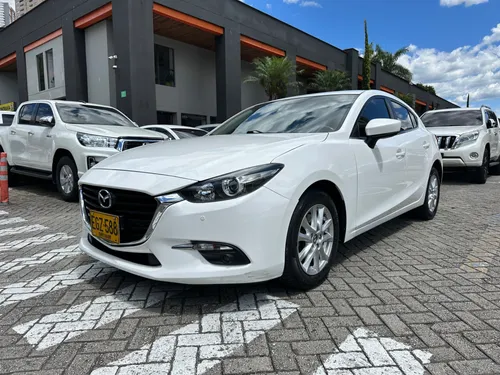 Mazda 3 SPORT TOURING AT 