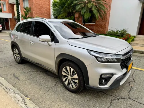 Suzuki S-Cross 4x4 Motor 1.4 Gasolina Modelo 2023