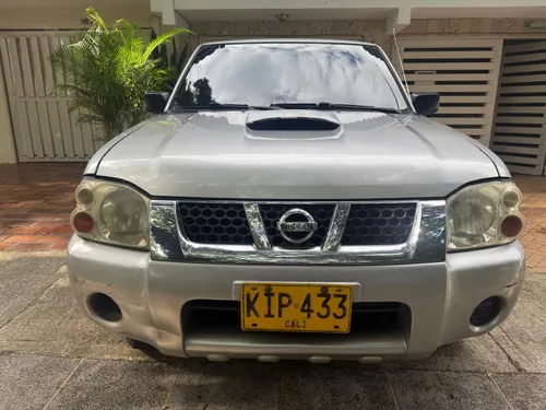 NISSAN FRONTIER D22 DIESEL 4X2