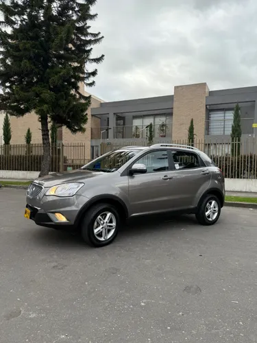 SsangYong Korando 2.0 Gasolina 4x2 C FL 2013