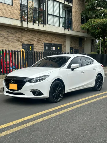Mazda 3 Touring 2015