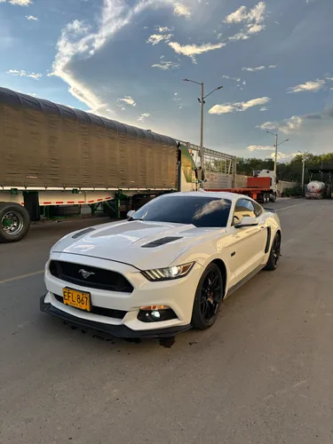 Ford Mustang GT 2017 Impecable