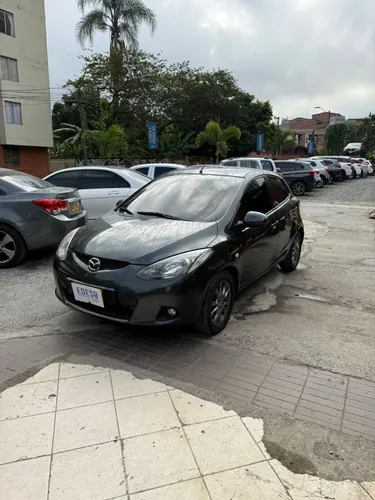MAZDA 2 AT