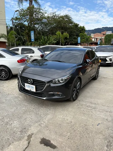 MAZDA 3 TOURING