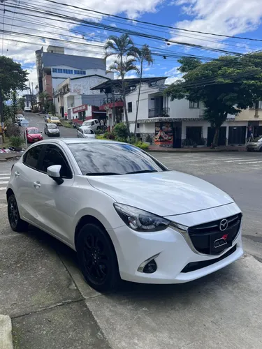 Mazda 2 grand touring LX