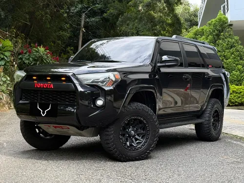 TOYOTA 4RUNNER SR5 2021