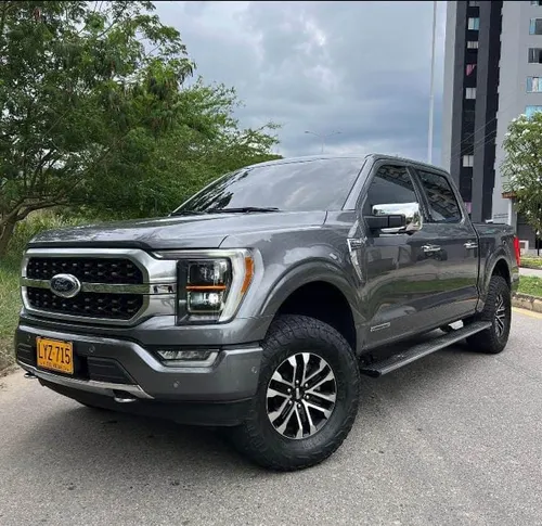 Ford F-150 Platinum 2023