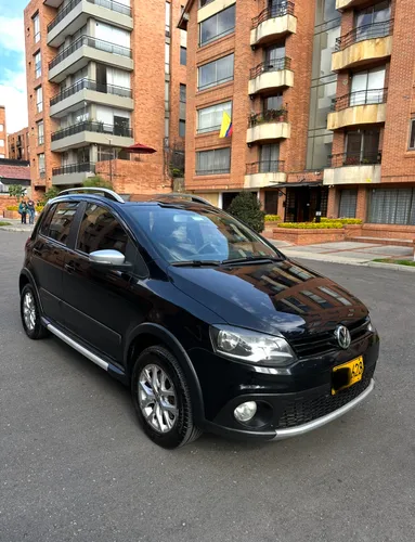 VOLKSWAGEN CROSSFOX