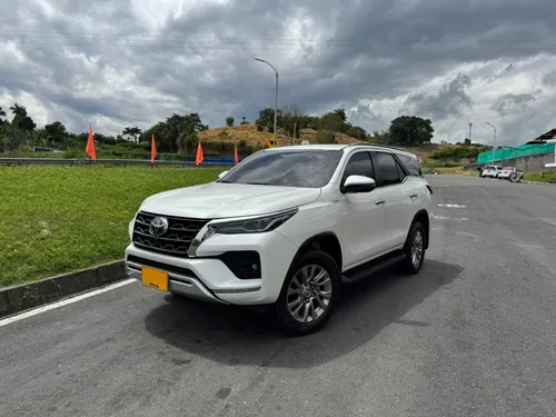Toyota Fortuner SRV 2022 2.4 Turbo Diesel