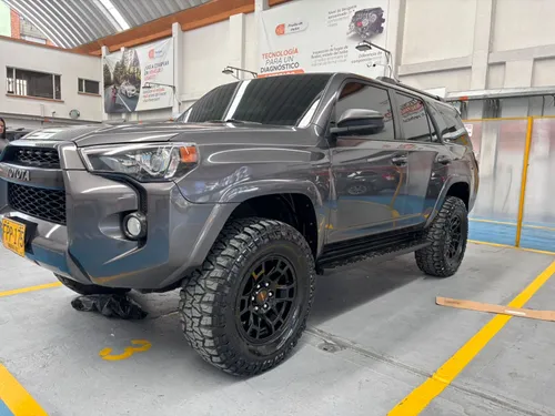 Toyota 4Runner sr5 
