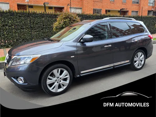 Nissan Pathfinder Exclusive 2015