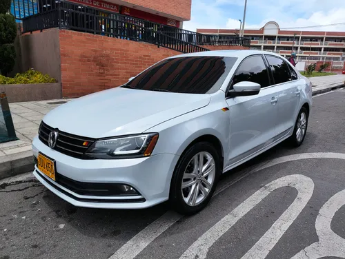 Volkswagen Jetta 2017 2.5 HIGHLINE 