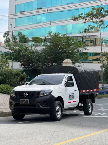 Nissan Frontier NP300 4X2 Mt 2.5cc Publica 