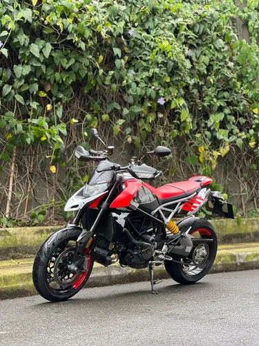 Ducati Hypermotard 950 RVE 2024
