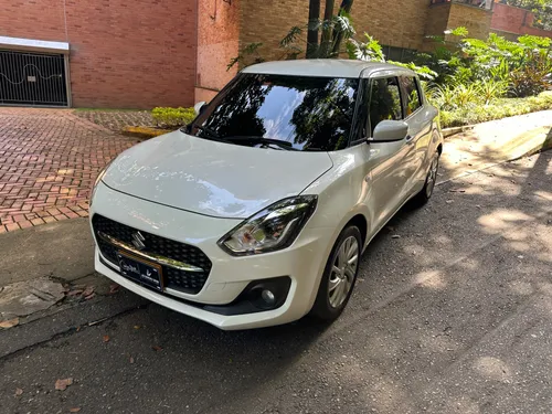 Suzuki Swift 1.2 híbrido  