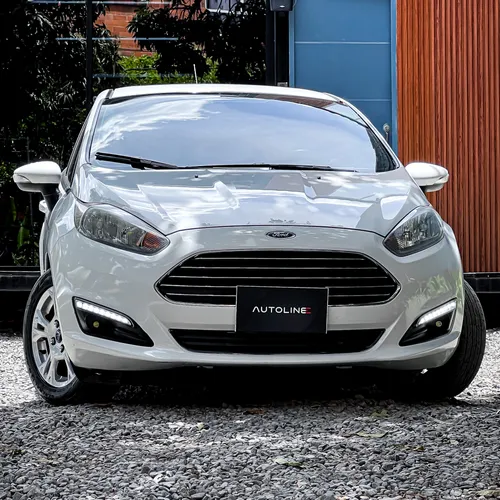 Ford Fiesta Titanium 2014