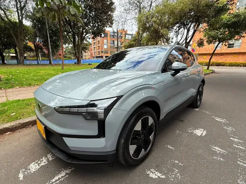 Volvo EX30 Core E40 Single Motor - Electrica con solo 7000 km - Extras premium