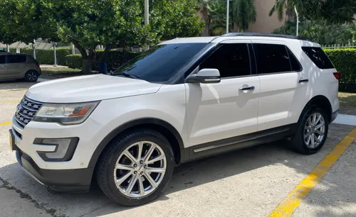 Ford Explorer Limited 