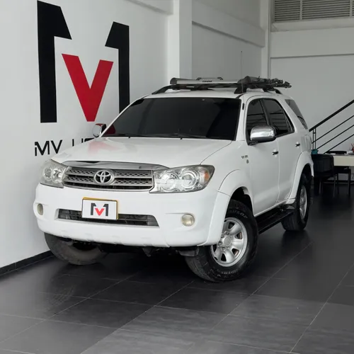 Toyota Fortuner 2.7 4x4